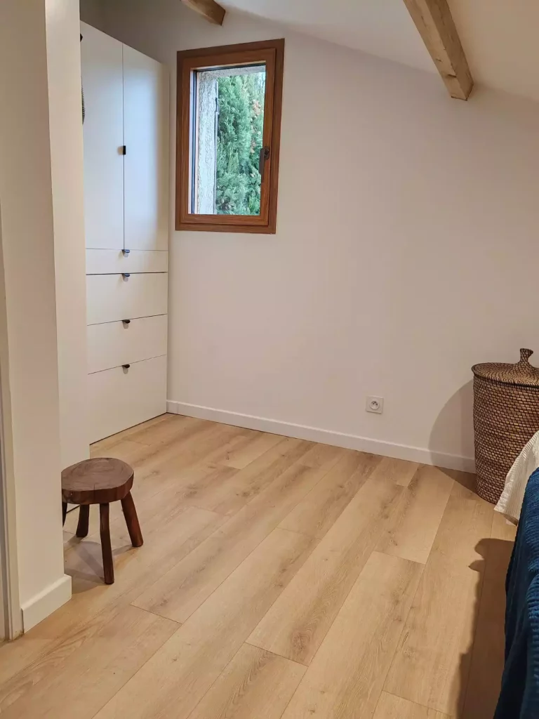 Chambre sous les toits Dressing sous les toits